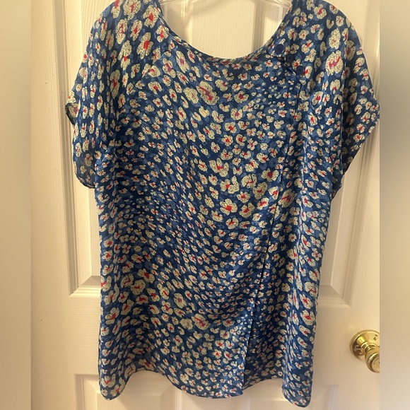 CAbi Blue Button Back Top - Picture 5 of 7